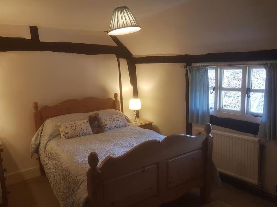 Delightful 3Bed Thatched Cottage Stockbridge  Exterior photo